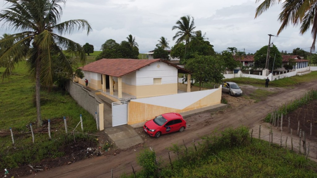 Prefeitura entrega escola Bom Jesus para a comunidade em Piabas apos reforma