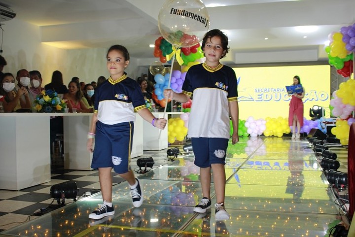 Prefeitura realiza o 1º desfile educacional do município de Araçagi