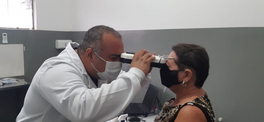 PARCERIA: Secretaria de Saúde beneficia mais de 100 pessoas com exames de vista e óculos com 60% de desconto
